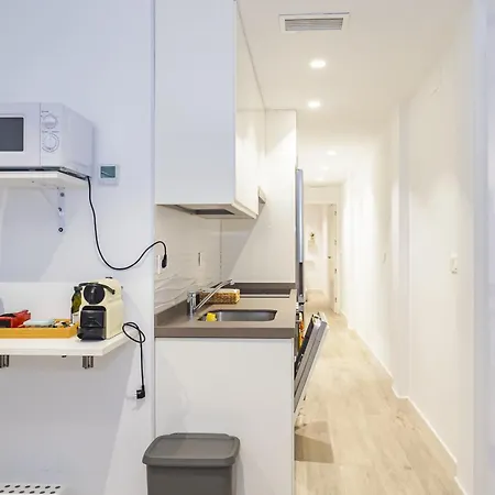 Apartment Cubo's Front Line *